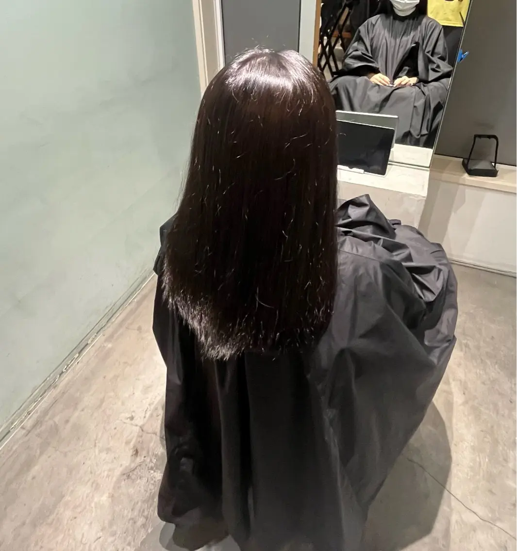 カラー グレージュ 、 ハルナのヘアスタイル