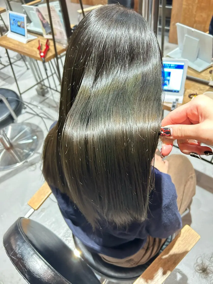 ロング 髪質改善 トリートメント 大賀 チサトのヘアスタイル