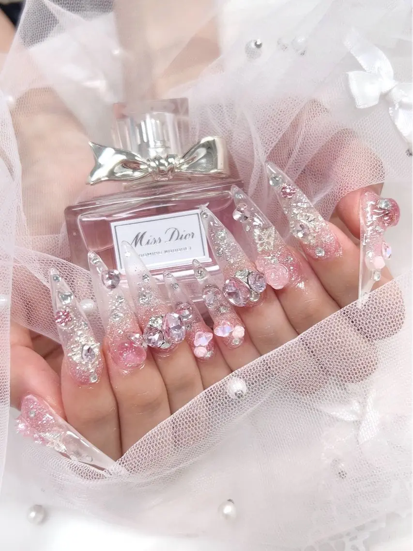 ネイル Miss Shirley新宿のネイルデザイン