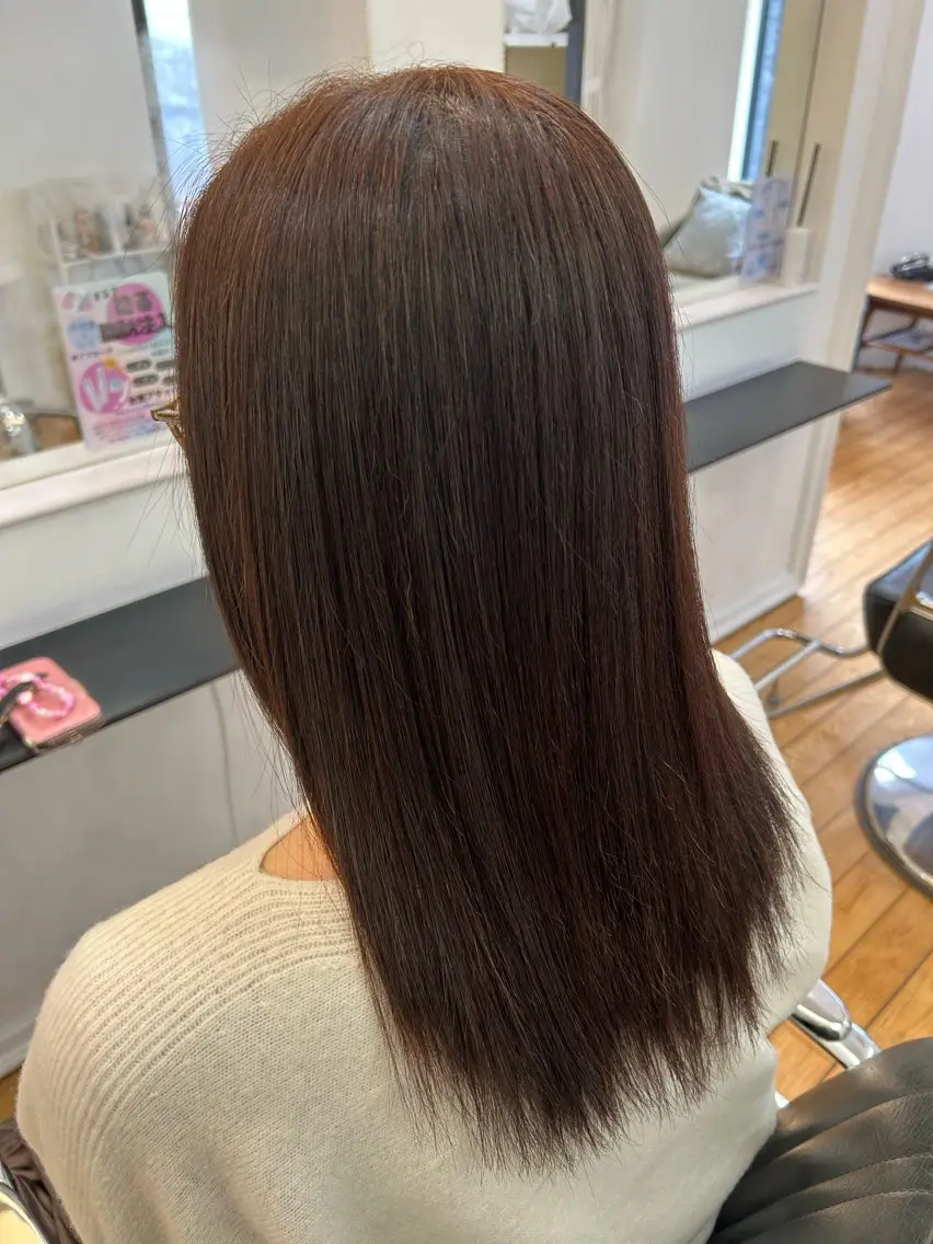 セミロング 川上 愛のヘアスタイル