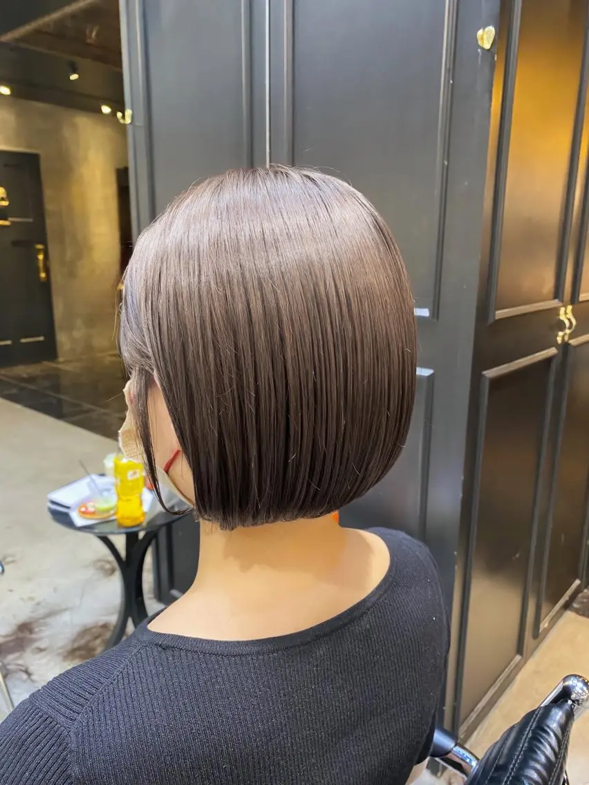 ショート ショートボブ アッシュ アッシュブラウン ボブ ショートヘア 透明感カラー🌿 グレージュ🐺陽介のヘアスタイル