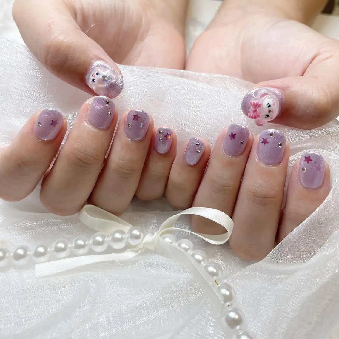 ネイル ジェルネイル 韓国ネイル ラメ(グリッター) 持ち込み ワンカラーネイル ハンドネイル fiore nail 🦋のネイルデザイン
