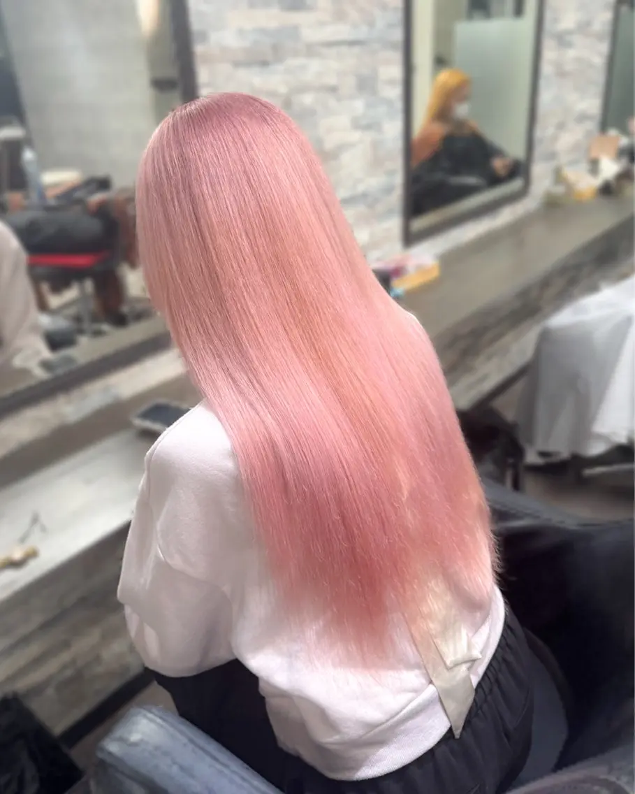 ロング カラー ヘアカラー トリートメント ハイトーンエクステ 🎩カズキ🎩のヘアスタイル