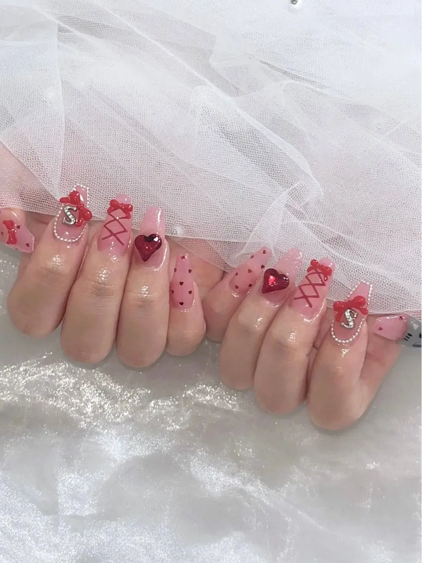 ネイル ハンドネイル akari🎀 京橋 ARRINEのネイルデザイン