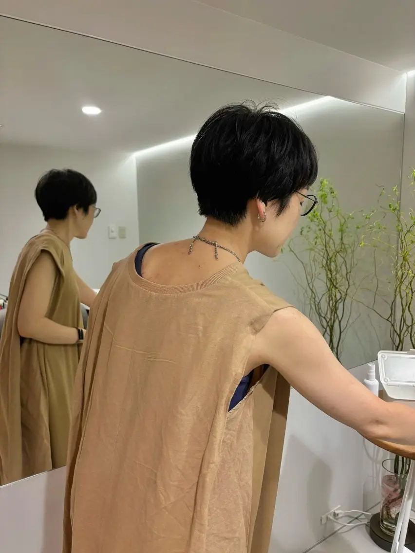 ショート カット 白土 さくらのヘアスタイル
