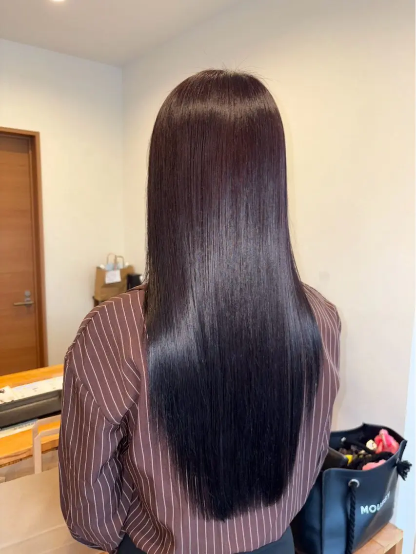 ロング ヘアカラー タガミ リンカのヘアスタイル