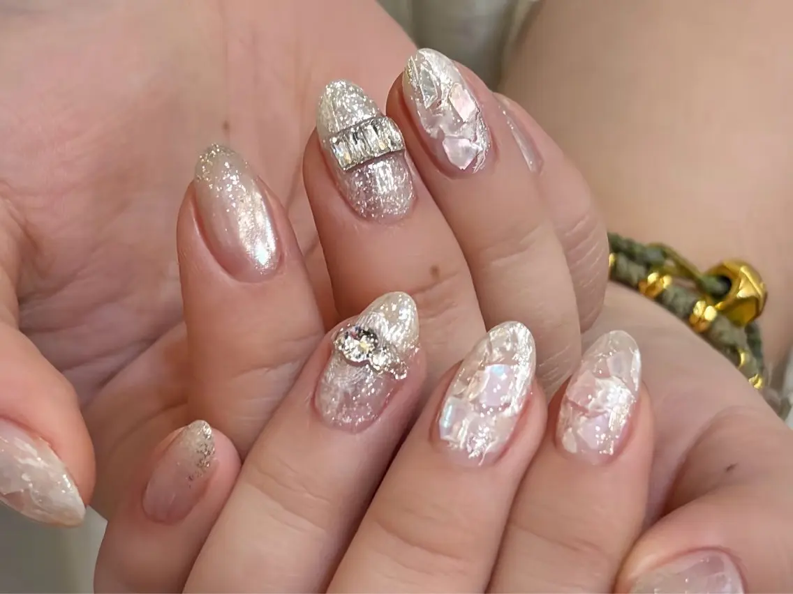 ネイル オーロラネイル 長さ出し フレンチネイル ジェルネイル ガラスフレンチ Rela・S NAILのネイルデザイン