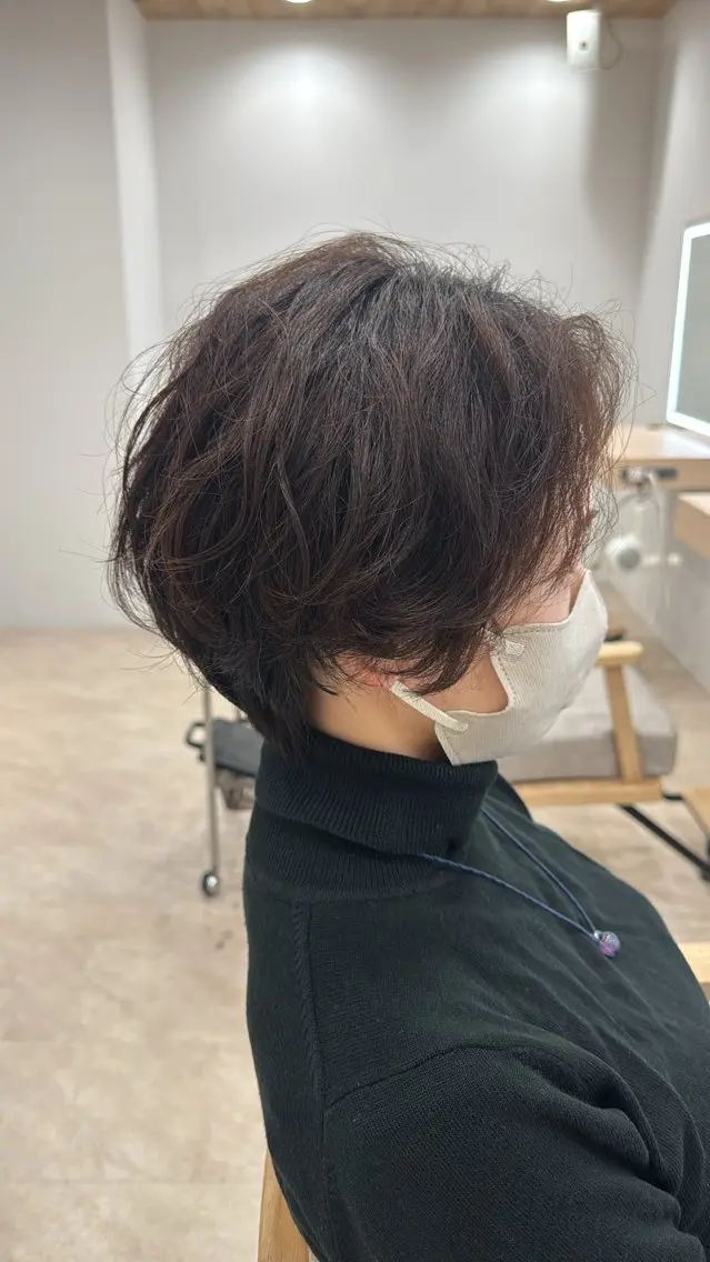 ショート パーマ little石川 秀のヘアスタイル