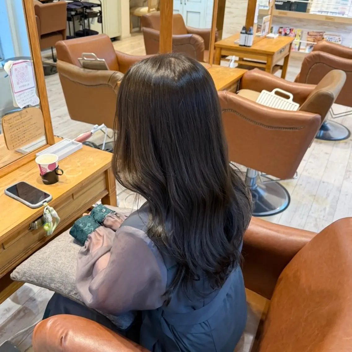 カラー 加藤 美佳のヘアスタイル