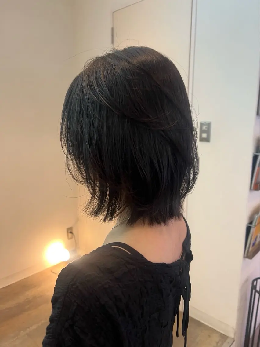 ミディアム 浜田 美来のヘアスタイル