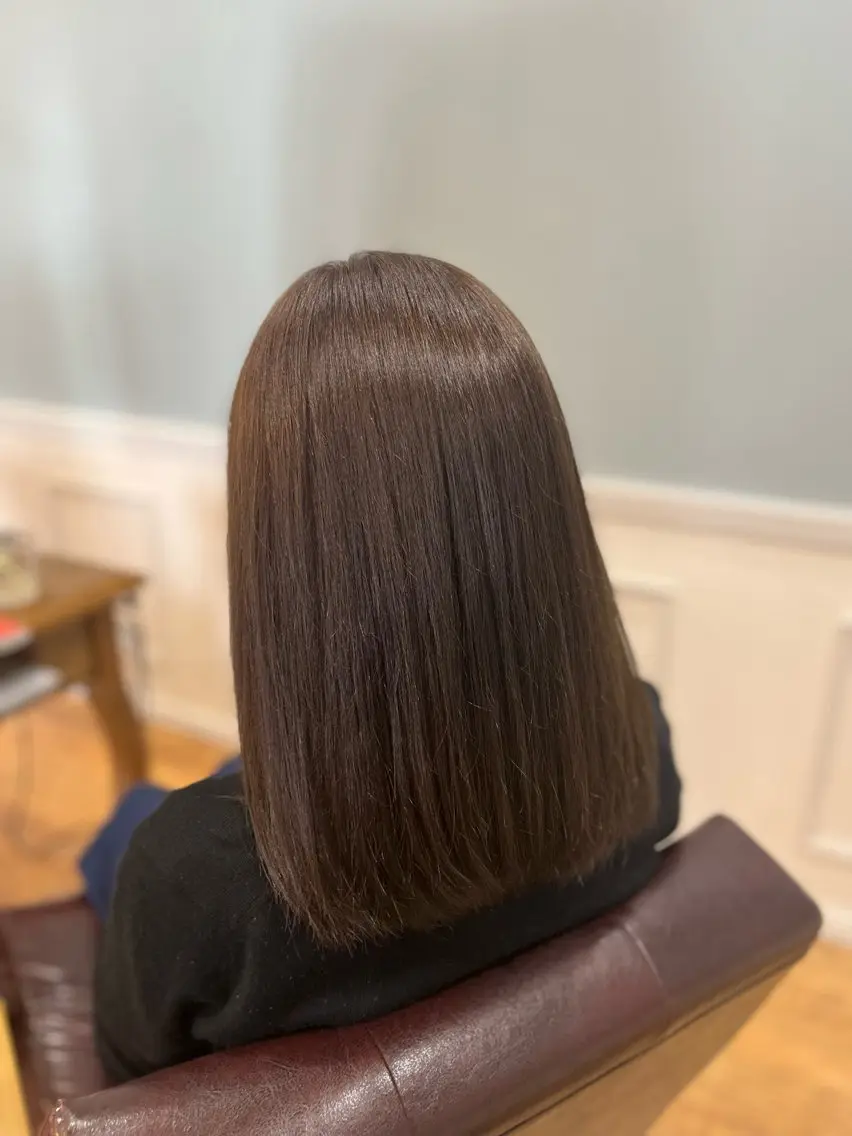 カラー ブラウンカラー ヘアカラー 小磯 美輝のヘアスタイル