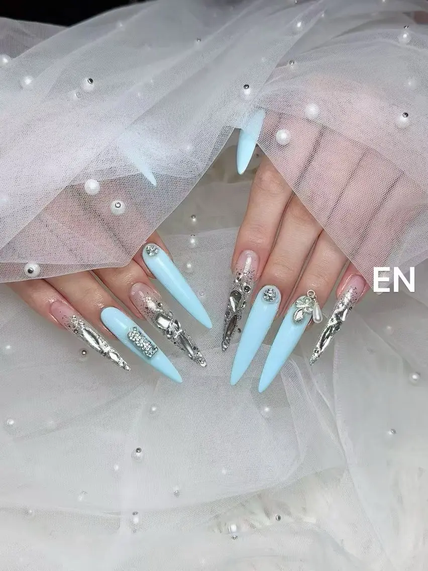 ネイル EN Salon Mioのネイルデザイン