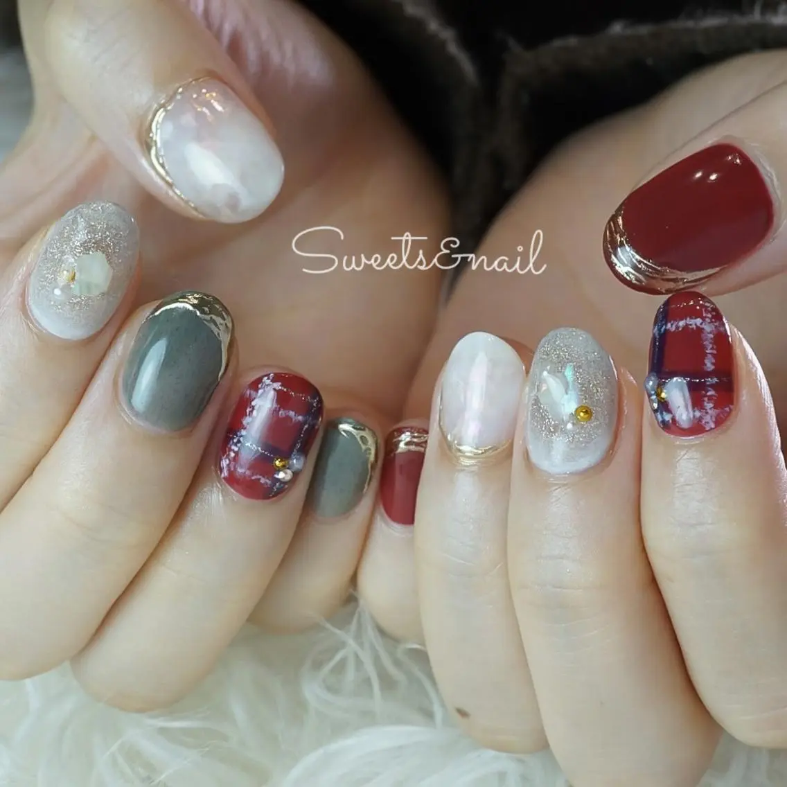ネイル アートネイル ボルドー フラッシュネイル グリーン ミラーネイル ハンドネイル Sweets& nail みなこのネイルデザイン