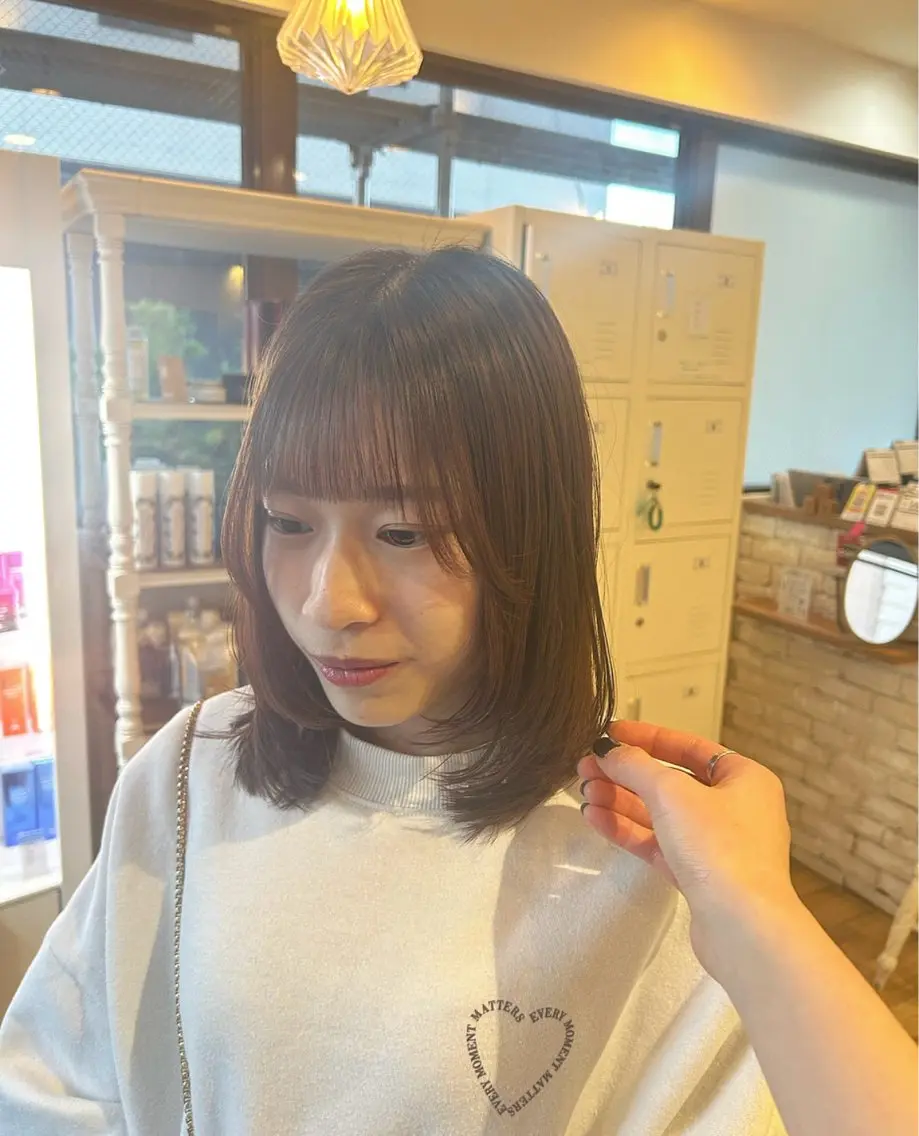 ミディアム ミディアムレイヤー レイヤーカット カット トリートメント 🫧顔周りカット 🫧樫村優香のヘアスタイル