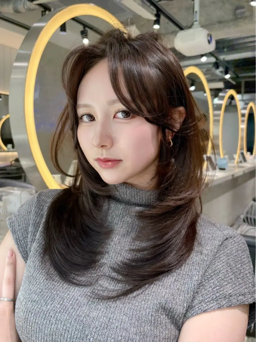 セミロング カット ヘアカラー トリートメント 谷川が作る熊本1🥇 レイヤーカットのヘアスタイル