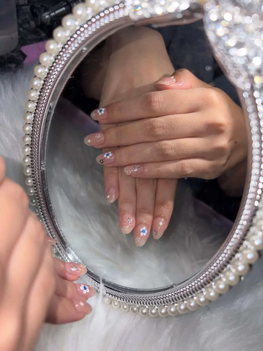 ネイル ハンドネイル nail salon Lilynのネイルデザイン