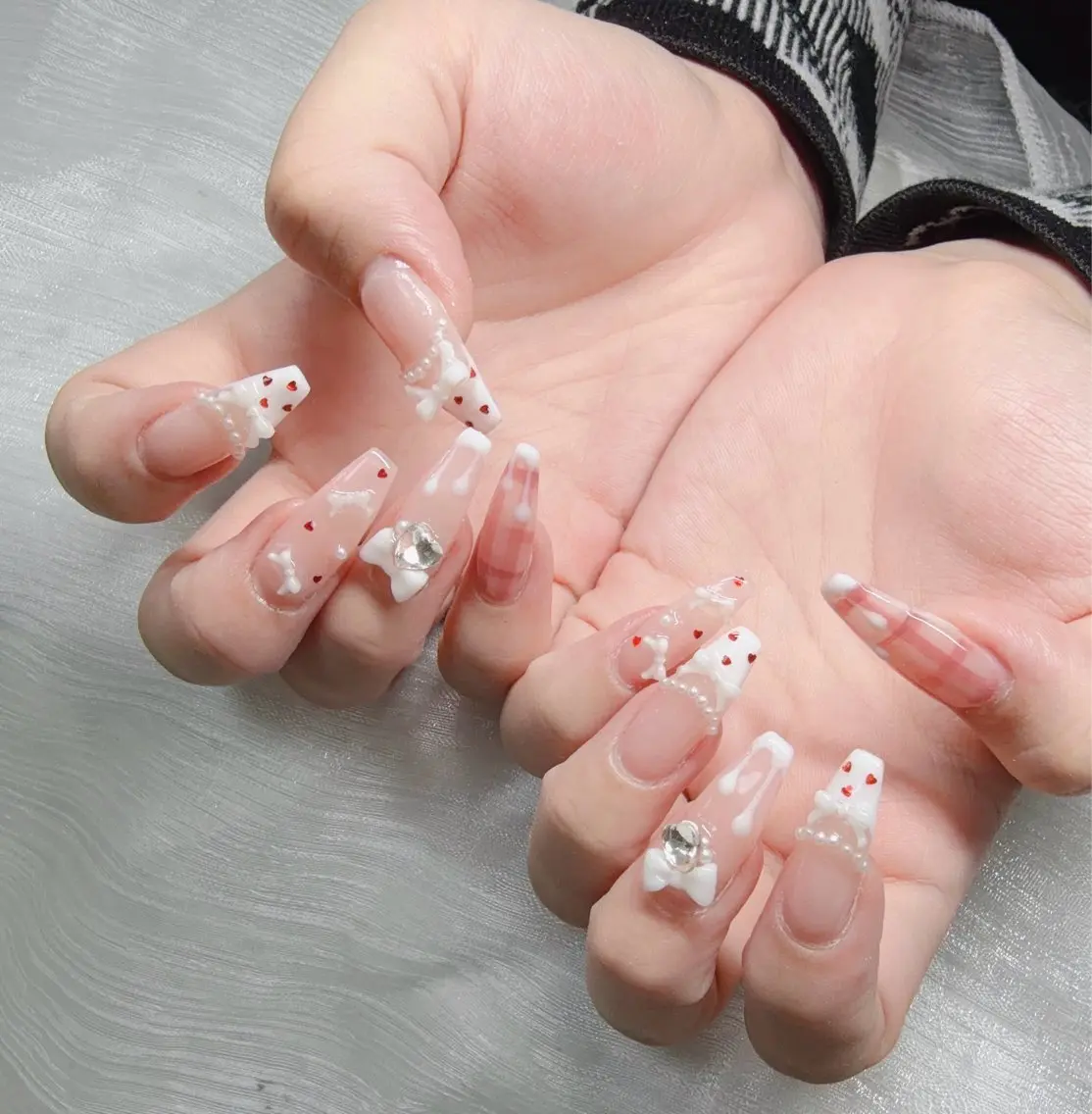 ネイル ハンドネイル Lee Nailsのネイルデザイン