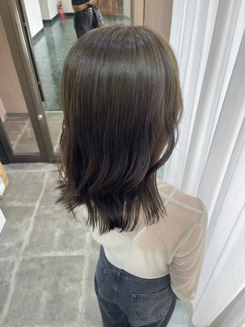 ミディアム カラー ベージュカラー ブリーチ ケアブリーチ デザインカラー ダブルカラー カット ヘアカラー トリートメント ダブルカラー/ 髪質改善💎安藤のヘアスタイル