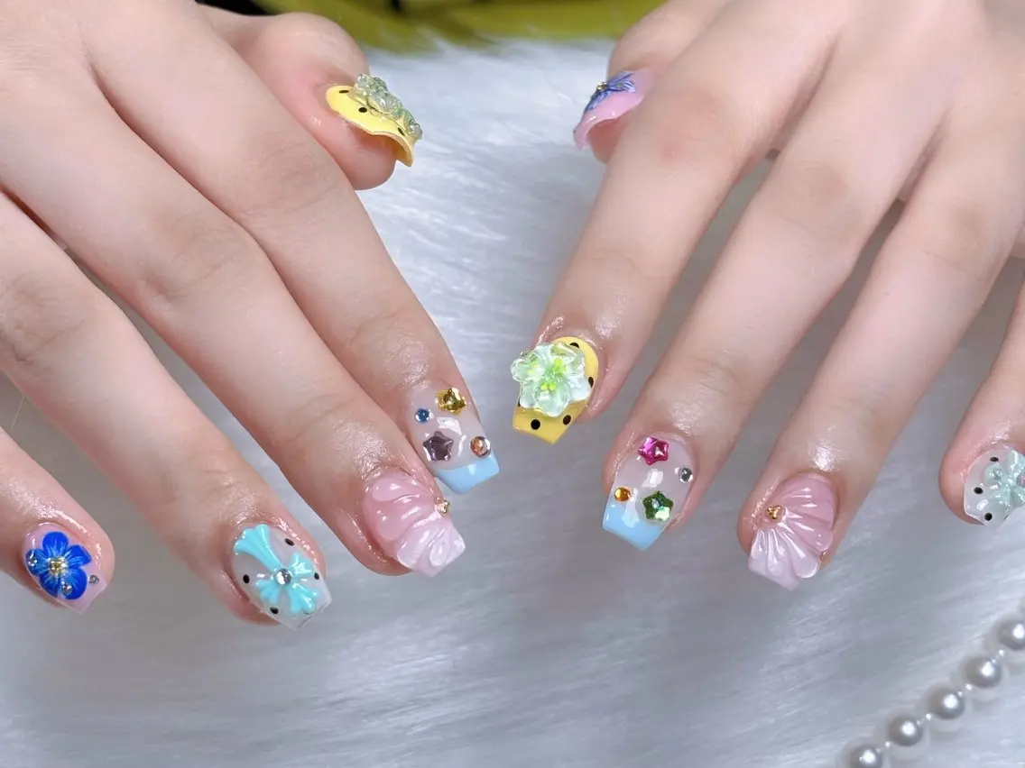 ネイル 長さ出し キラキラネイル 韓国ネイル ロングネイル 夏ネイル ハンドネイル Sully Nail  Labのネイルデザイン