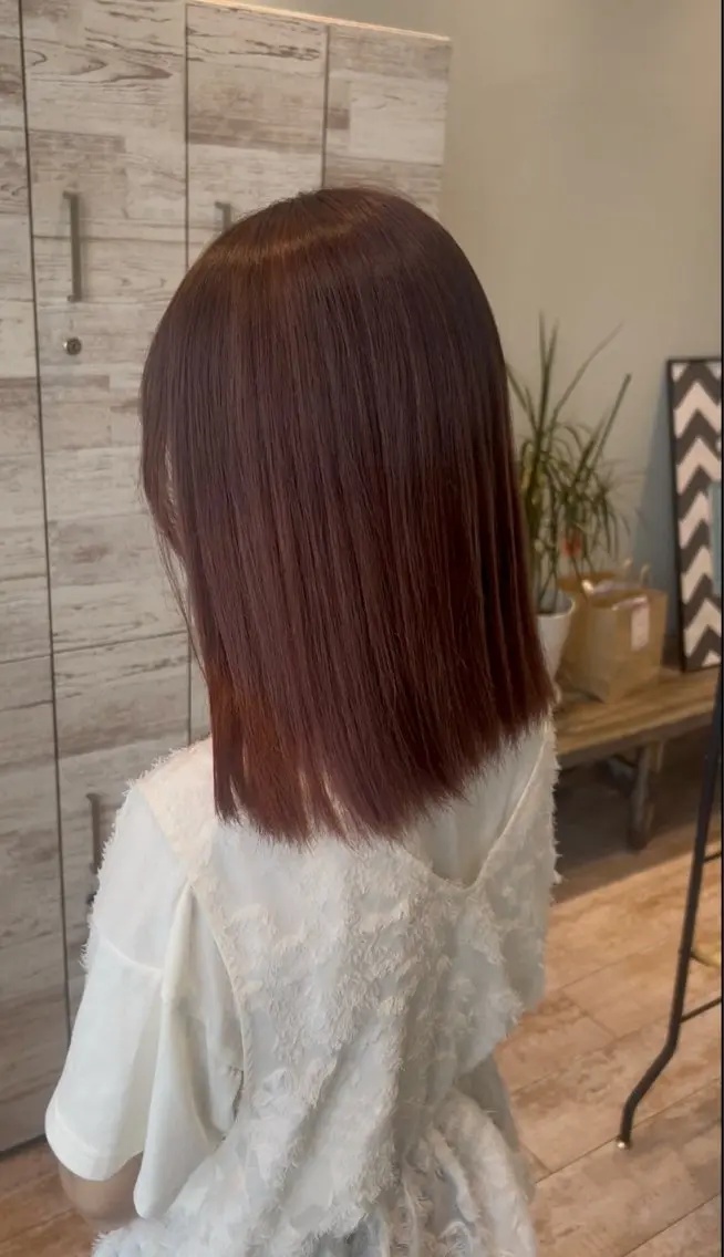 ミディアム 田中 千尋のヘアスタイル