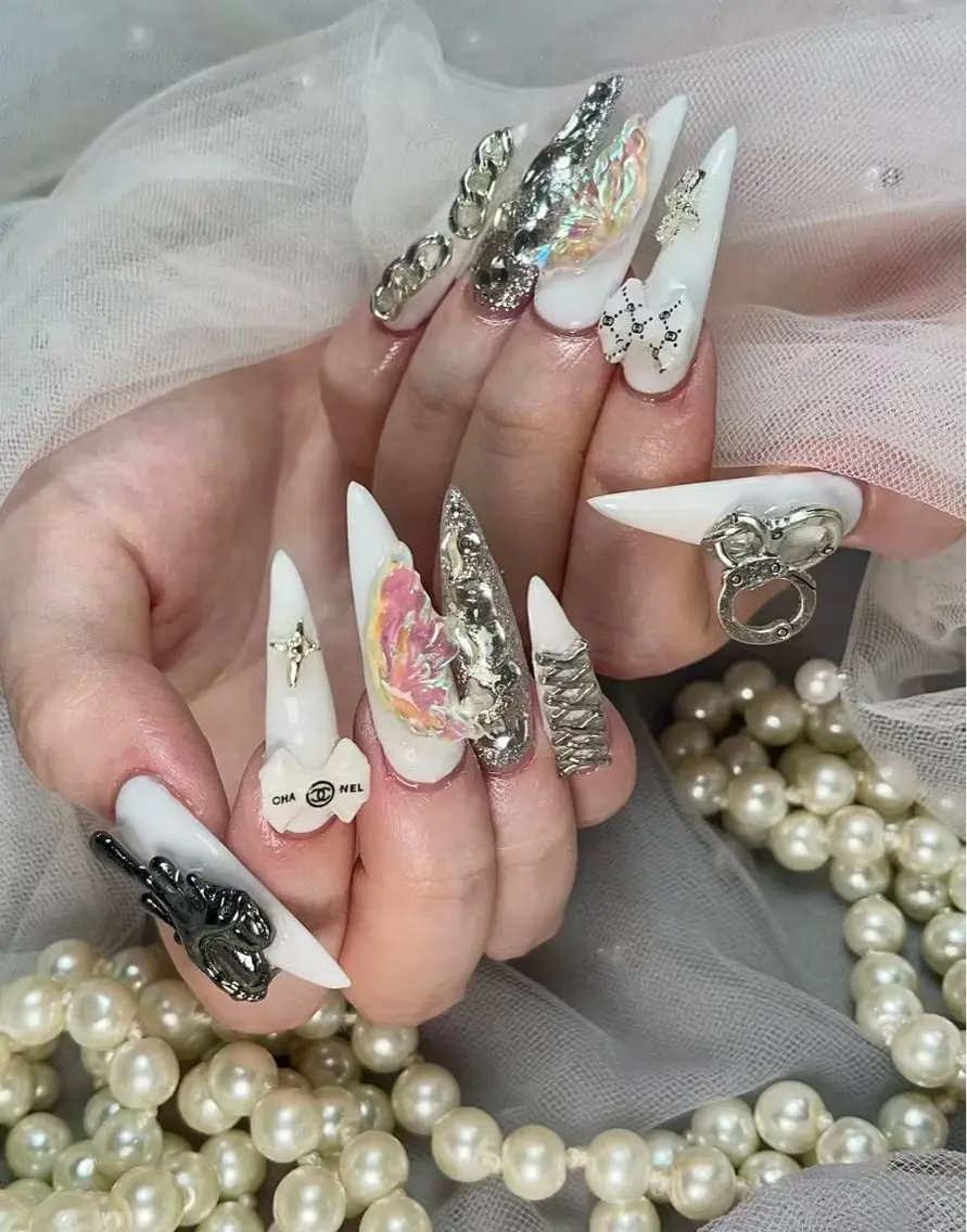 ネイル ハンドネイル ゆき 🌻ひまわりサロンのネイルデザイン