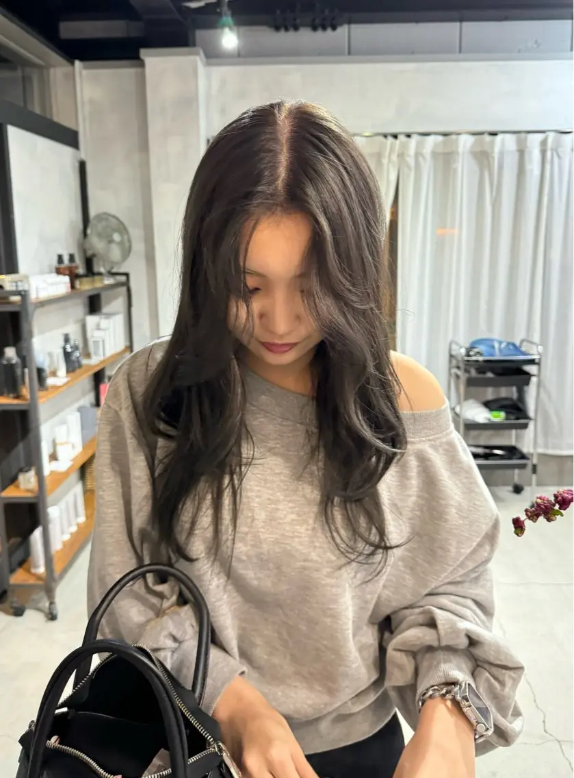 ロング 薮 夏帆のヘアスタイル