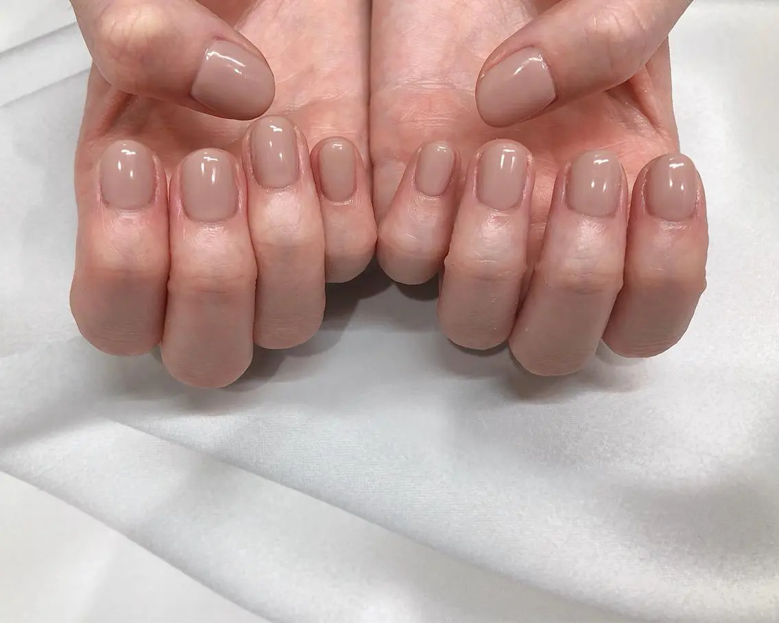 ネイル オフィスネイル ハンドネイル saki_ nail heronのネイルデザイン