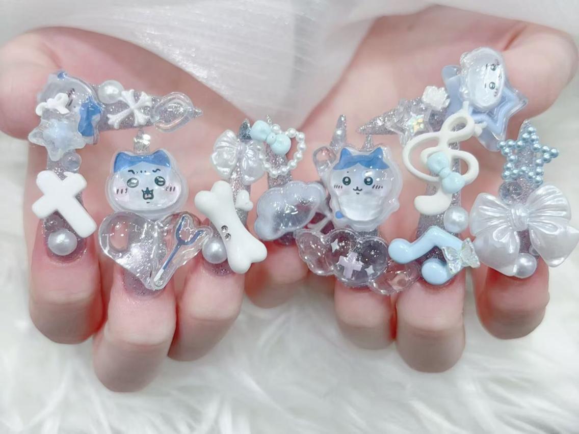 ネイル 長さ出し キラキラネイル 韓国ネイル ロングネイル マグネットネイル ハンドネイル ハンドケア Akira✨ nailのネイルデザイン