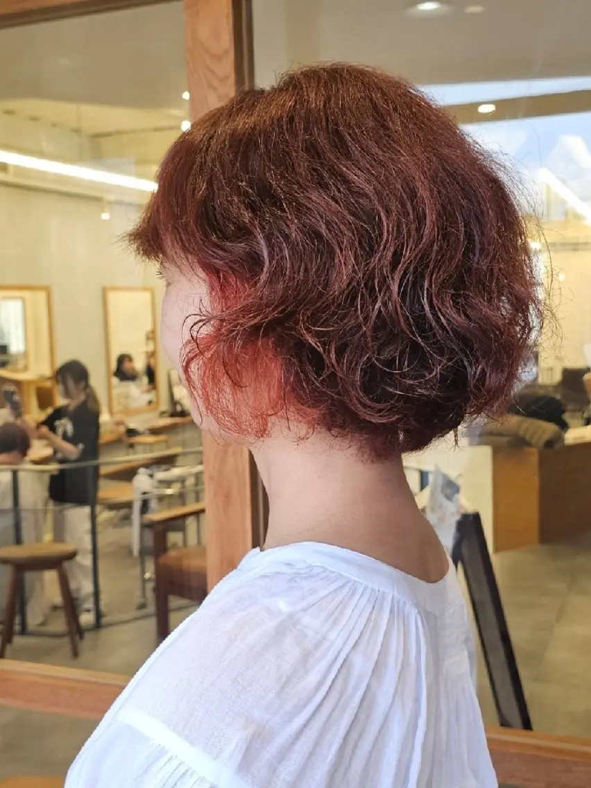 カラー ショート イヤリングカラー オレンジ きただ あみのヘアスタイル