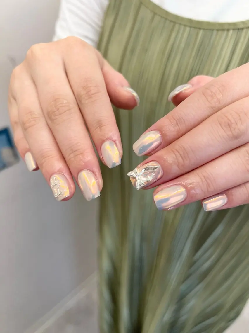 ネイル オーロラネイル ジェルネイル マグネットネイル ニュアンスネイル ワンカラーネイル Bana_ Nailのネイルデザイン