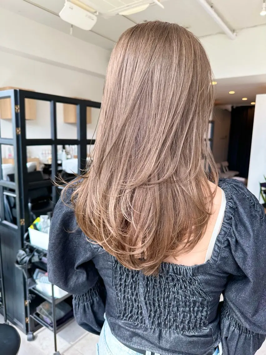 セミロング レイヤーカット カット ヘアカラー トリートメント ✨透明感カラー 恵比寿HAYATO✨のヘアスタイル