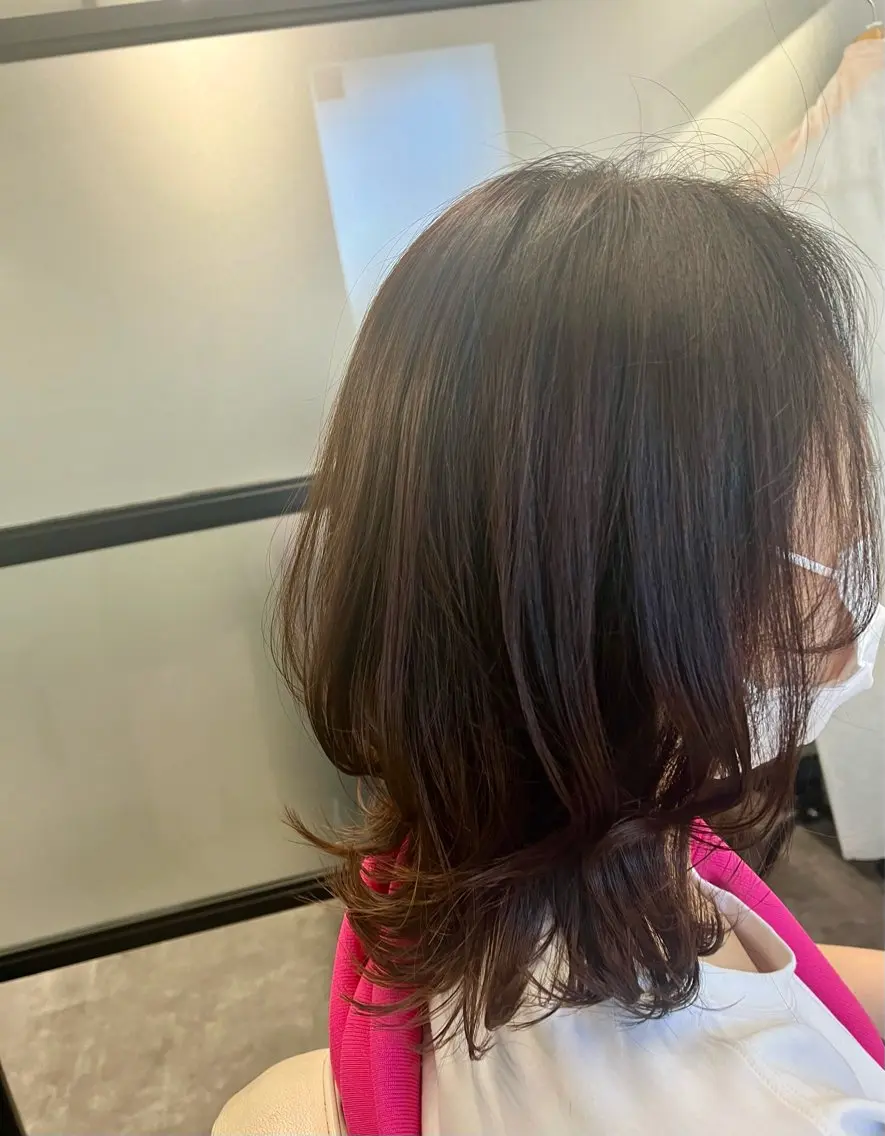 ミディアム くびれヘア くびれレイヤー レイヤーカット カット ヘアカラー ヘッドスパ えぞう さおりのヘアスタイル