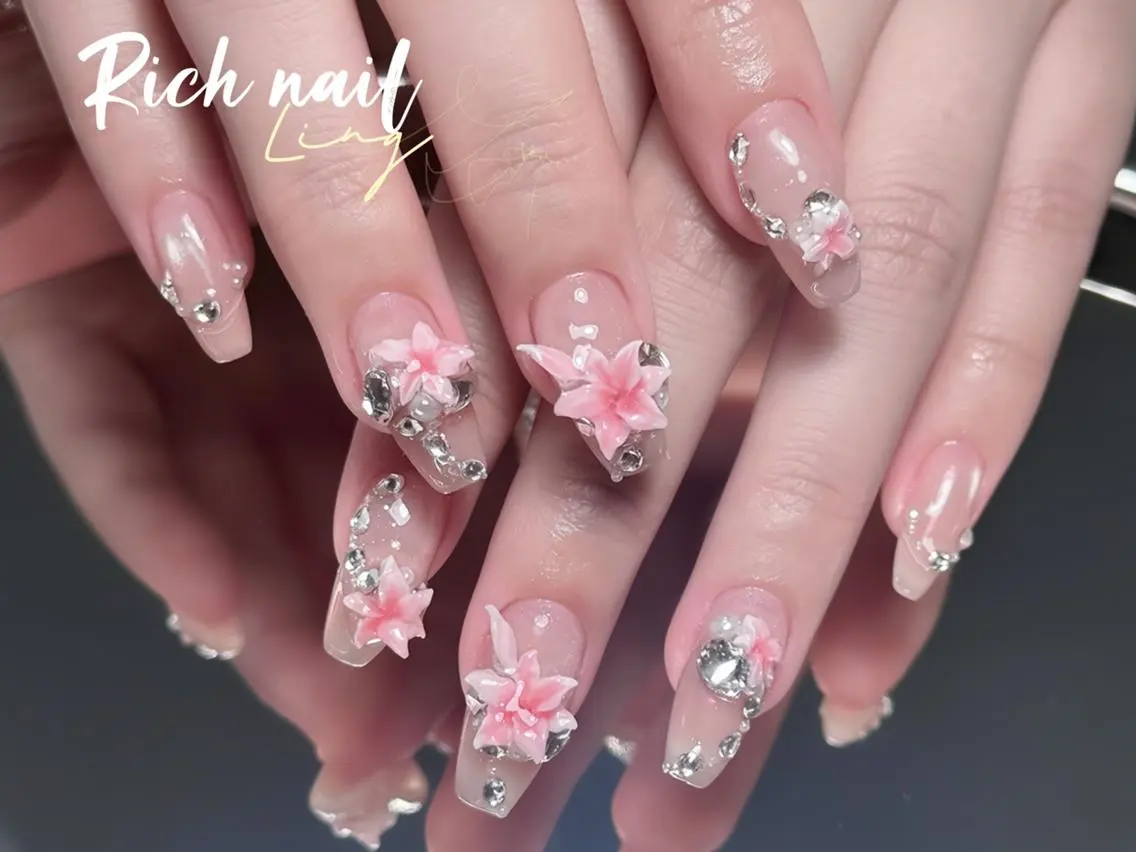 ネイル ハンドネイル ハンドケア Rich Nail 🤲🏻梨央のネイルデザイン