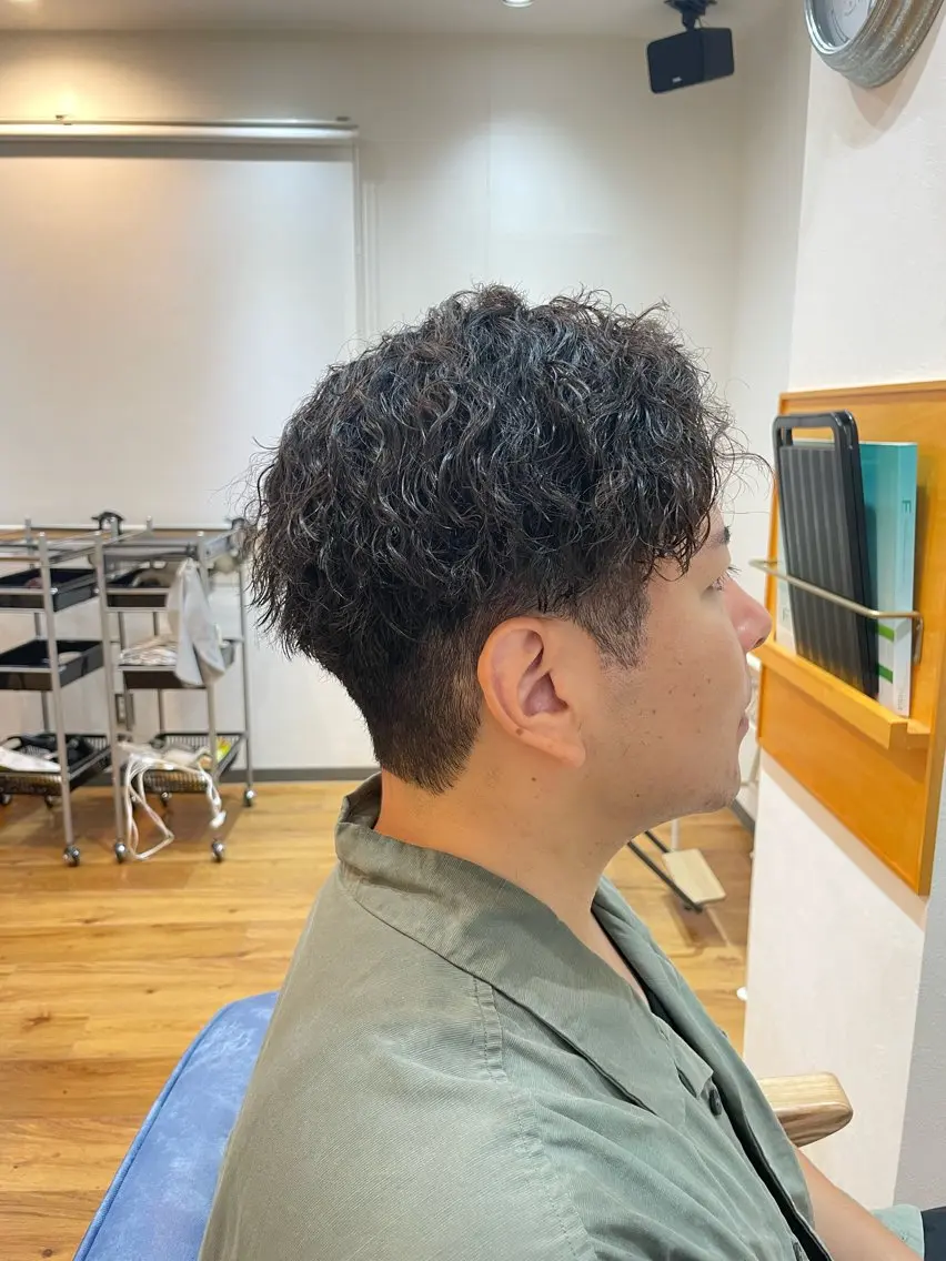 メンズ カット パーマ トリートメント メンズ 特化・川田のヘアスタイル