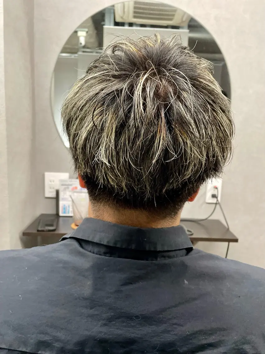 カラー メンズ カット ヘアカラー ヘアセット 🌻ミラクル美容師 🌻✨クッポ✨のヘアスタイル