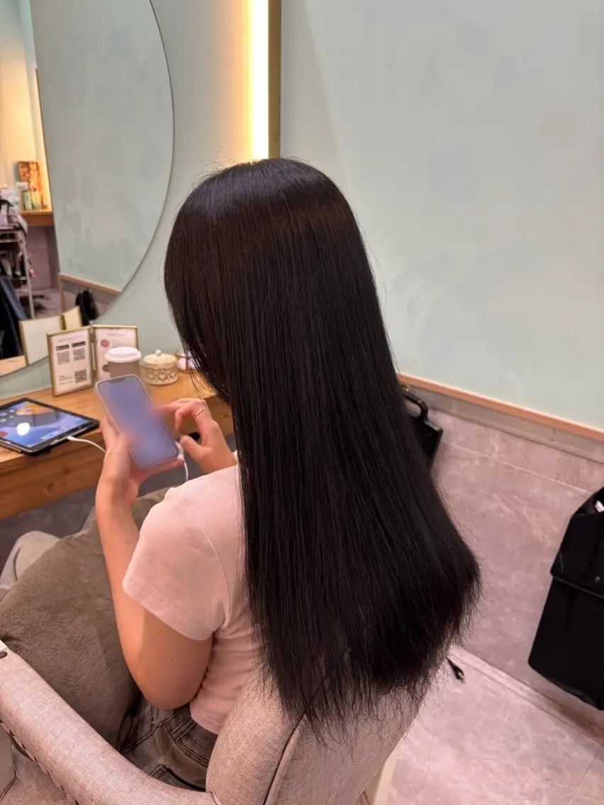 ロング ヘアカラー トリートメント 透明感カラー / tsukasa𖥧のヘアスタイル