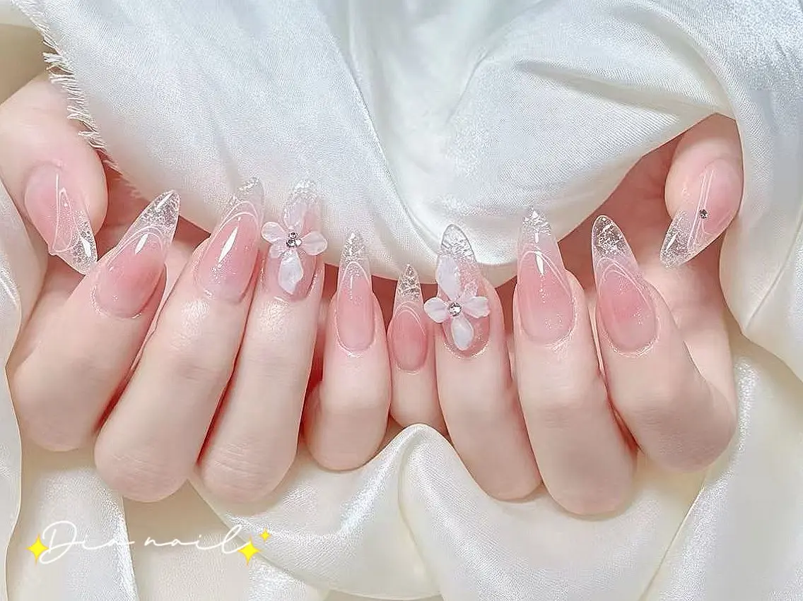 ネイル フットネイル 韓国ネイル レース マグネットネイル ニュアンスネイル ハンドネイル Dia nail サロンのネイルデザイン