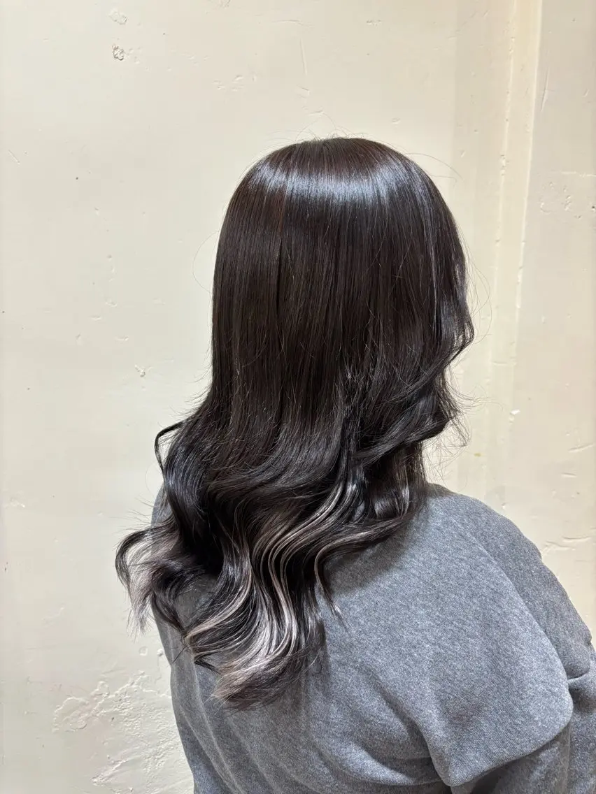 【東北初上陸✨️】100%人毛ピアス、インナーシールエクステ🍬💕 1本¥450 ×本数の写真
