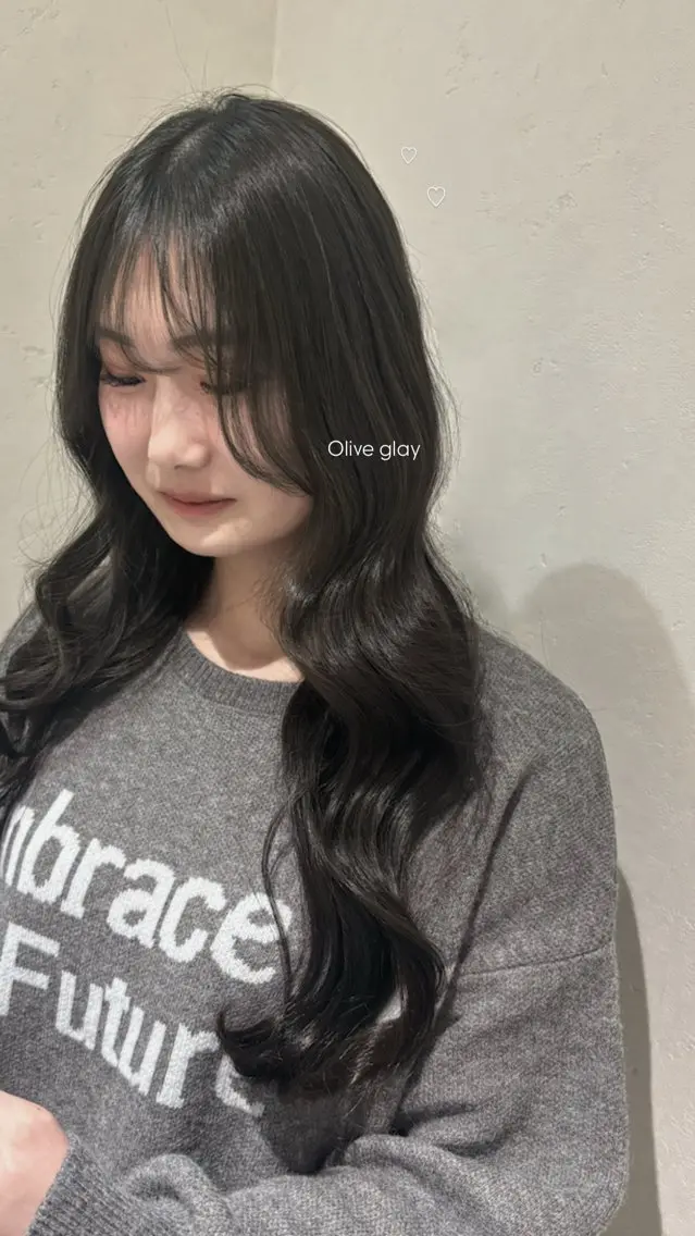 ロング カラー ブリーチ ダブルカラー ブリーチなしカラー オリーブグレー ふうか 心斎橋美容室のヘアスタイル