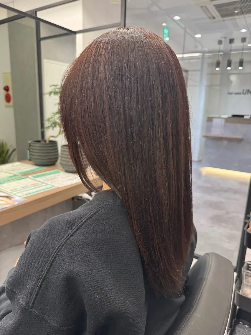 ロング ロングレイヤー レイヤーカット ロング カット ヘアカラー 高橋 廉人のヘアスタイル