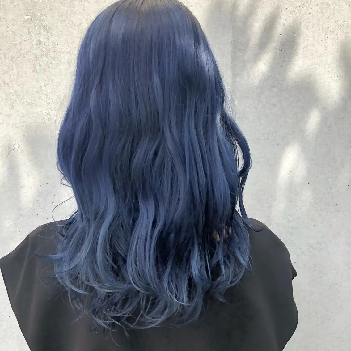 ミディアム カラー ブリーチ ブルーカラー ネイビーカラー カラー職人 なかもと たつひろのヘアスタイル