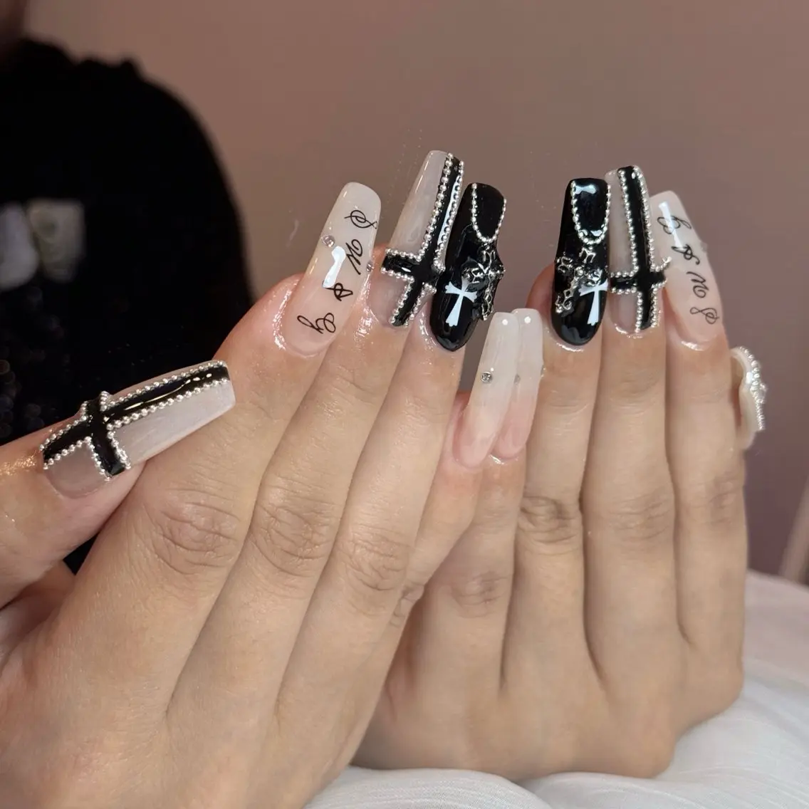 ネイル ハンドネイル ハンドケア Amy Nailのネイルデザイン