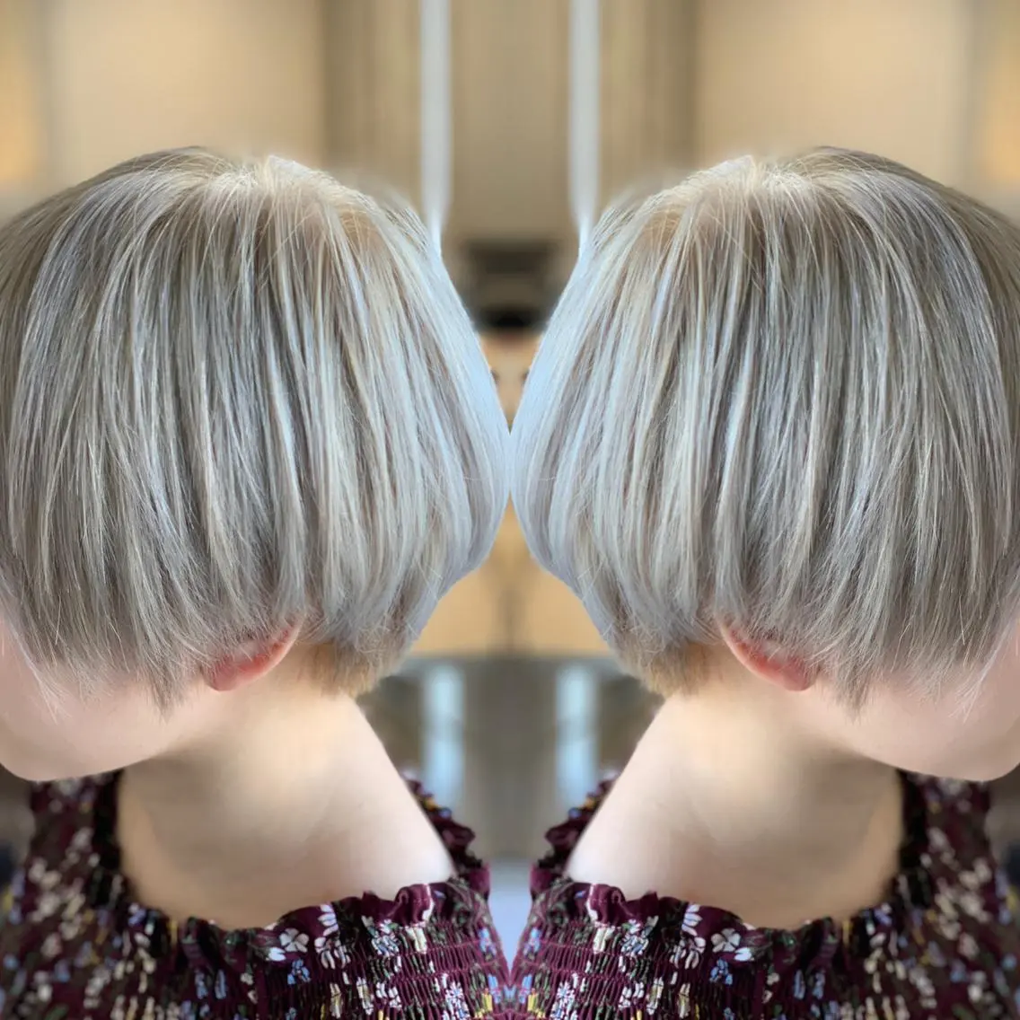 ショート カラー ヘアカラー トリートメント LUXBE LUCEのヘアスタイル