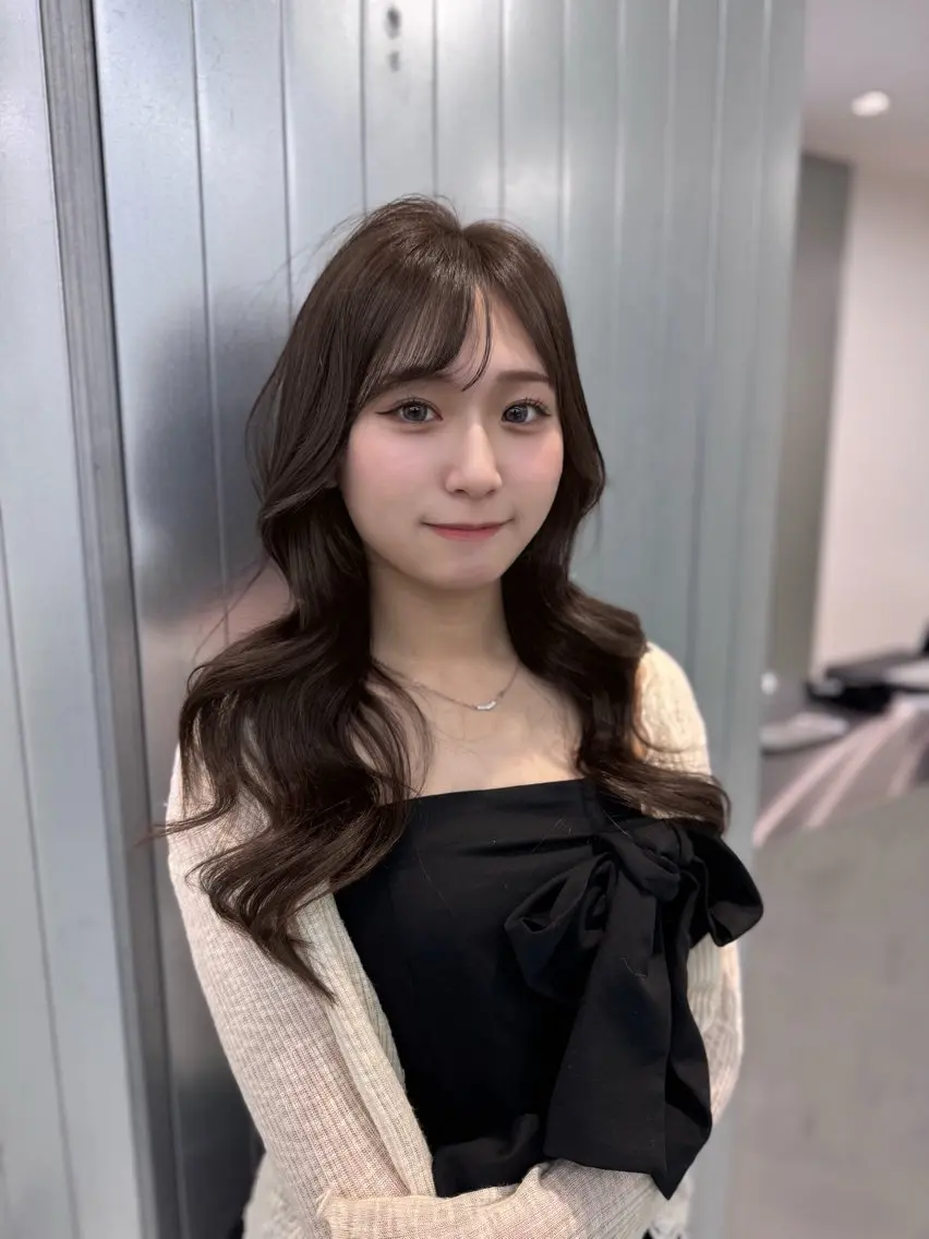 ロング カラー ベージュカラー ブリーチ ミント ブリーチなしカラー くびれヘア カット ヘアカラー トリートメント 🪽天神/うる艶 /トレンドヘア🪽のヘアスタイル