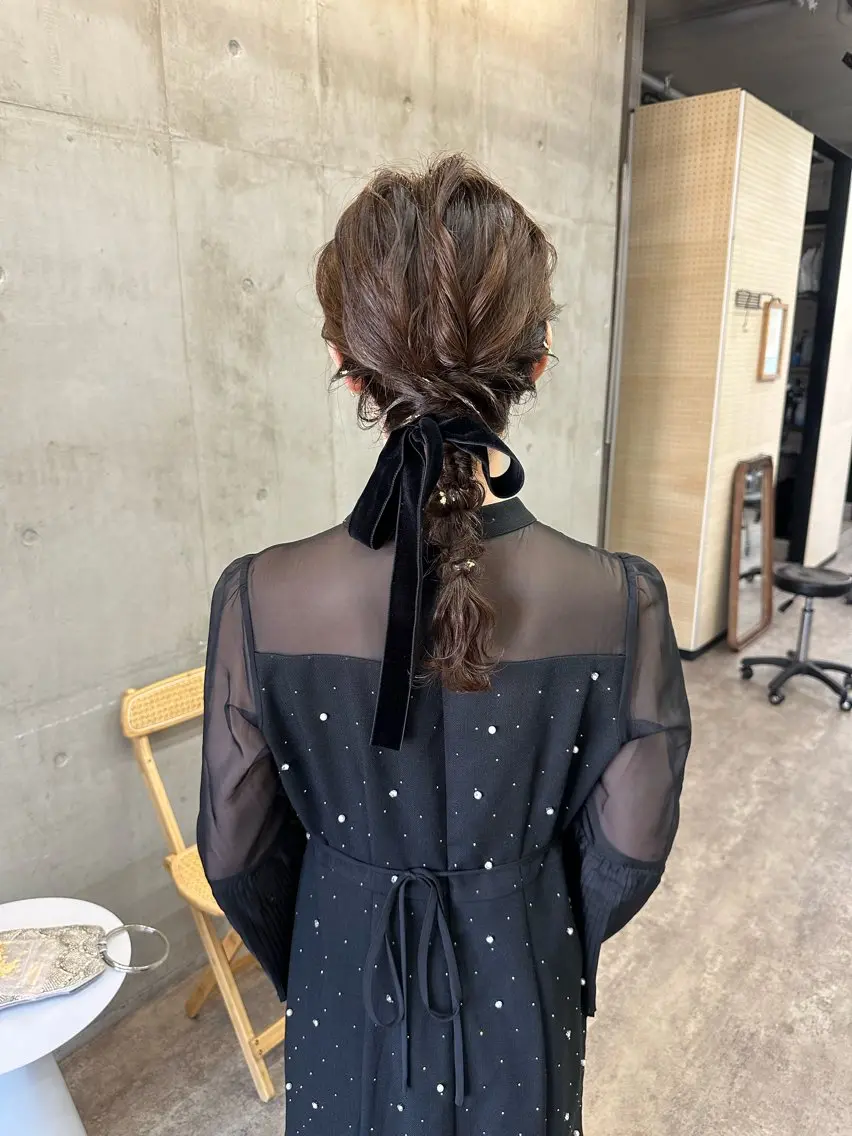 ミディアム カラー ヘアアレンジ ベージュカラー ブリーチ ブラウンカラー ケアブリーチ グレージュ ヘアセット カットモデル募集中 ／HARUKA🎀のヘアスタイル