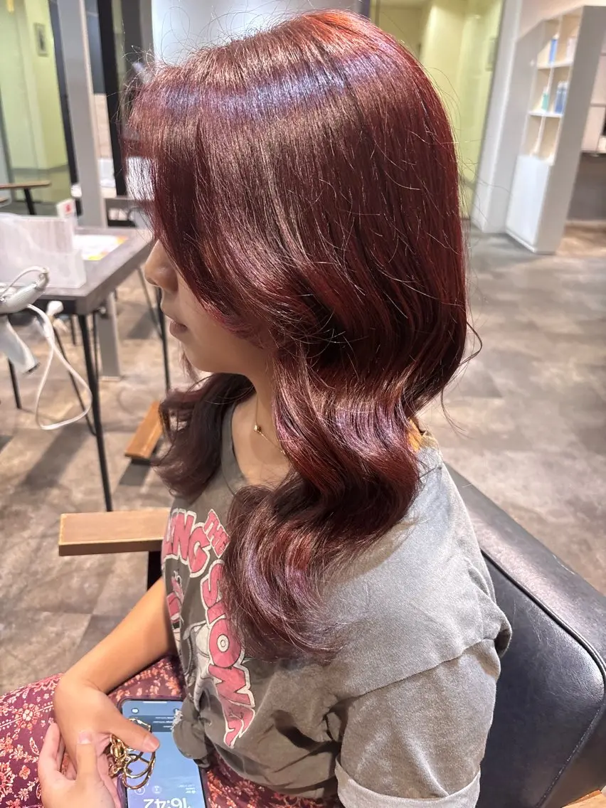 ミディアム カラー ブリーチ ダブルカラー ブリーチなしカラー 穐田 航のヘアスタイル