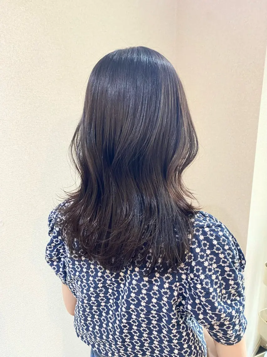 セミロング ボブ 髪質改善 レイヤーカット 小顔カット 縮毛矯正 鈴木早記　insta →saki_03sのヘアスタイル