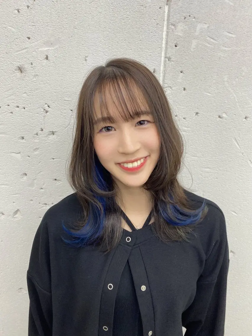 ミディアム カラー ブリーチ ブルーカラー ケアブリーチ 艶ハイトーン特化 tatsuのヘアスタイル