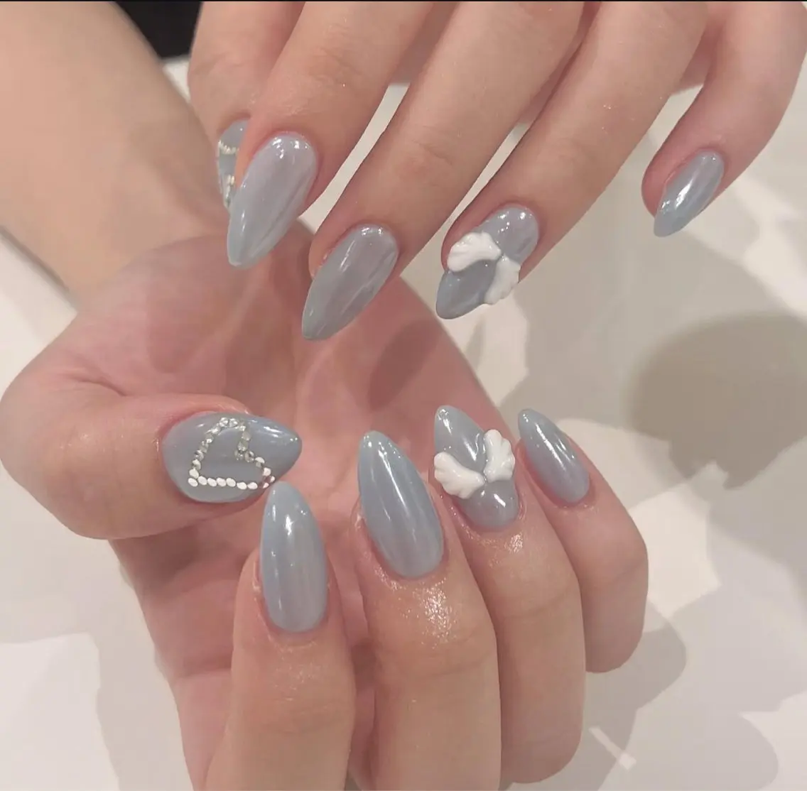 ネイル オーロラネイル クリアネイル フラッシュネイル ジェルネイル グラデーション ハンドネイル Amee Nail Salonのネイルデザイン