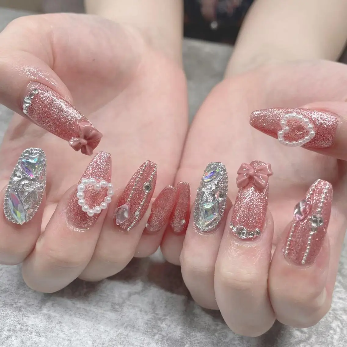 ネイル チークネイル 桜ネイル フラッシュネイル フレンチネイル ジェルネイル ハンドネイル YOSHIOKA船橋 フィルイン♡長さだしのネイルデザイン